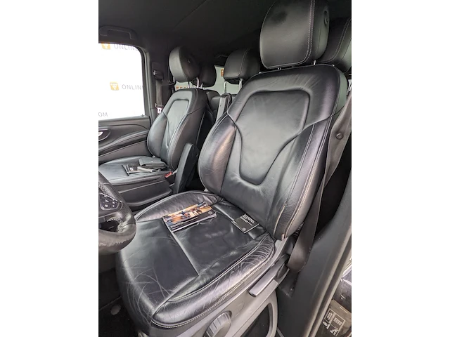 Personenbus mercedes-benz, v-klasse v250d, zwart, bouwjaar 2017 - afbeelding 27 van  54