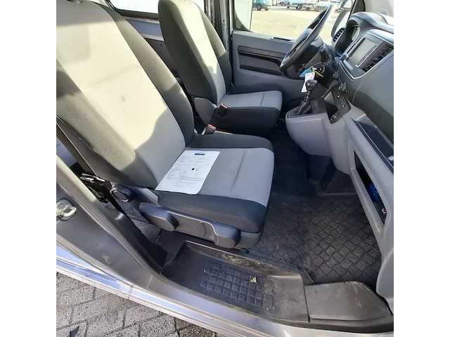 Personenbus peugeot, expert traveller, bouwjaar 2019 - afbeelding 19 van  34