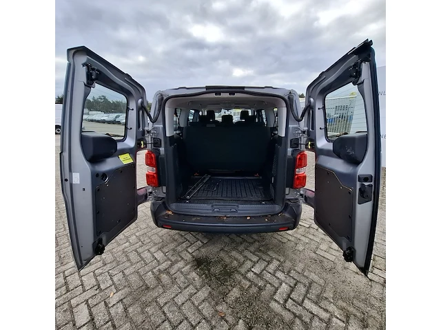 Personenbus, peugeot, expert - afbeelding 15 van  33