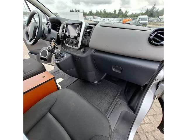 Personenbus, renault, traffic, 2019 - afbeelding 24 van  41