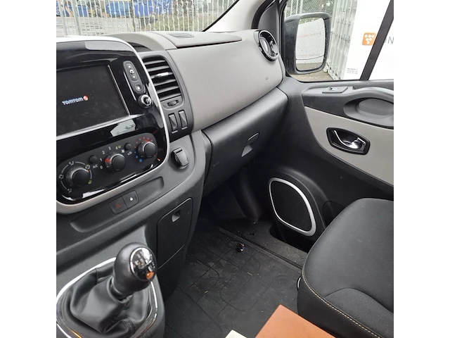 Personenbus, renault, traffic, 2019 - afbeelding 19 van  45