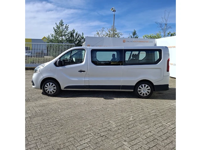 Personenbus, renault, trafic, 2016 - afbeelding 39 van  39