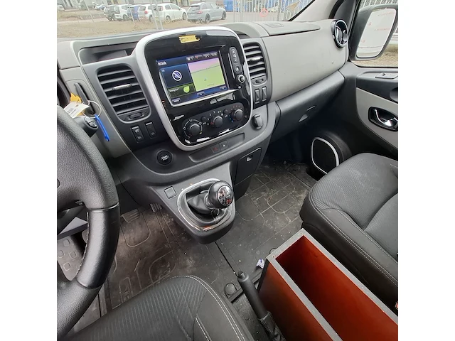 Personenbus, renault, trafic, 2016 - afbeelding 18 van  44