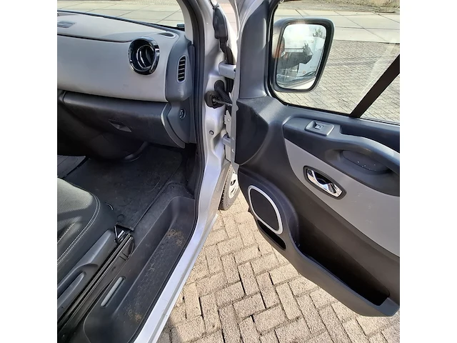 Personenbus, renault, trafic, 2016 - afbeelding 26 van  45