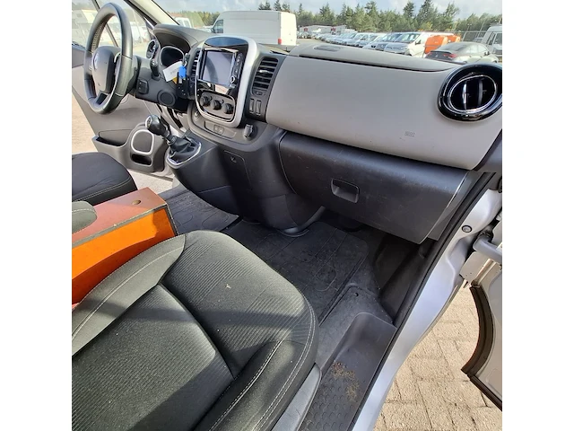 Personenbus, renault, trafic, 2016 - afbeelding 27 van  45