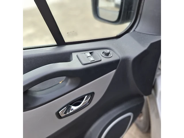 Personenbus, renault, trafic, 2017 - afbeelding 3 van  46