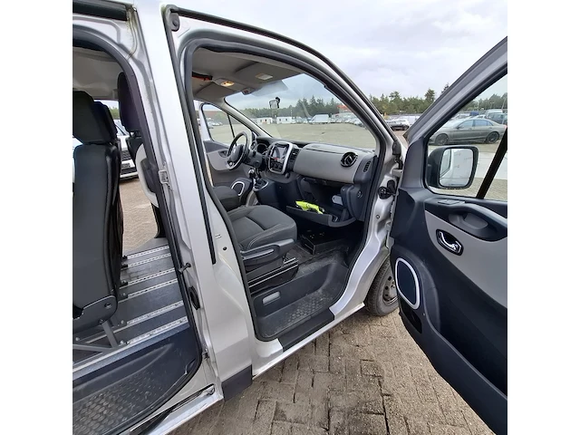 Personenbus, renault, trafic, 2017 - afbeelding 21 van  46
