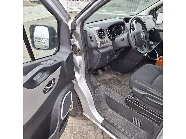 Personenbus, renault, trafic, 2017 - afbeelding 10 van  47