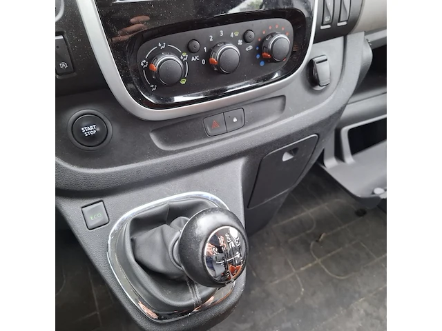 Personenbus, renault, trafic, 2017 - afbeelding 16 van  47