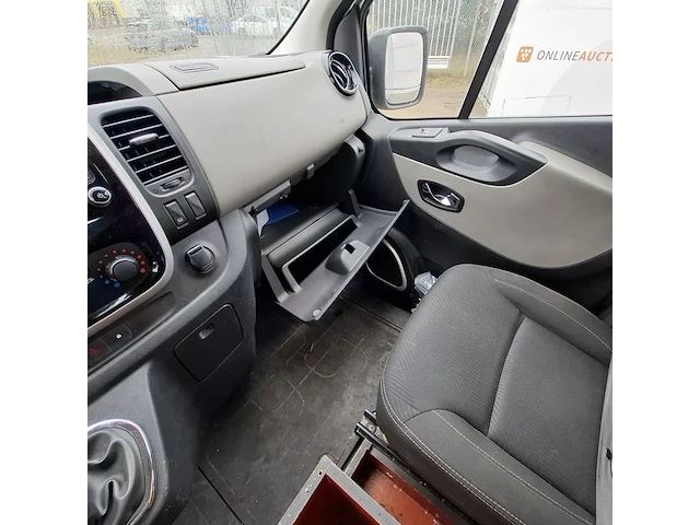 Personenbus, renault, trafic, 2017 - afbeelding 17 van  47