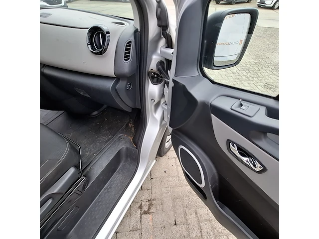 Personenbus, renault, trafic, 2017 - afbeelding 25 van  40