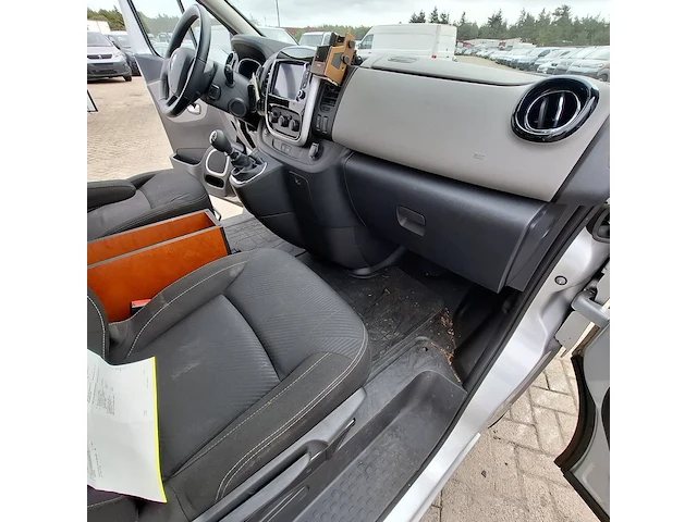Personenbus, renault, trafic, 2017 - afbeelding 26 van  40