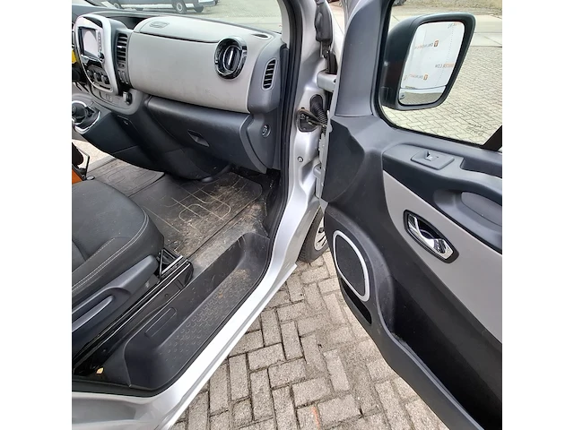 Personenbus, renault, trafic, 2017 - afbeelding 27 van  45