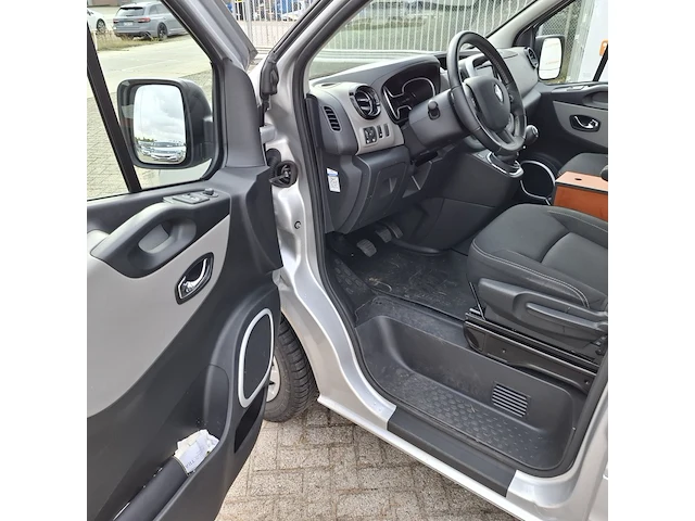 Personenbus, renault, trafic, 2017 - afbeelding 9 van  39