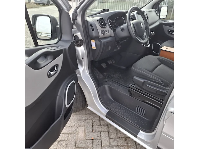 Personenbus, renault, trafic, 2017 - afbeelding 10 van  45