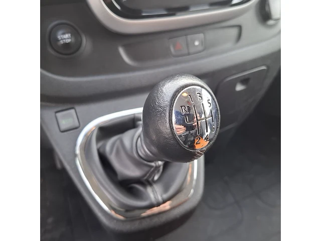 Personenbus, renault, trafic, 2017 - afbeelding 17 van  45