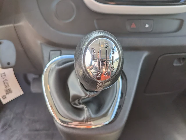Personenbus, renault, trafic, 2019 - afbeelding 17 van  50