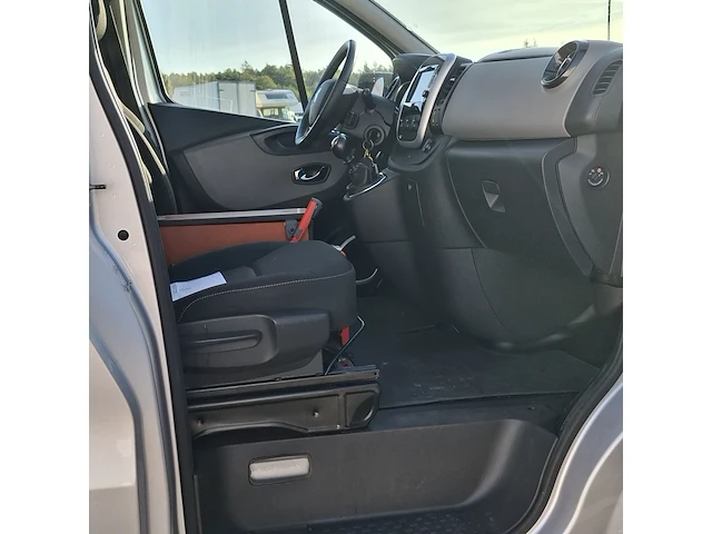 Personenbus, renault, trafic, 2019 - afbeelding 33 van  47