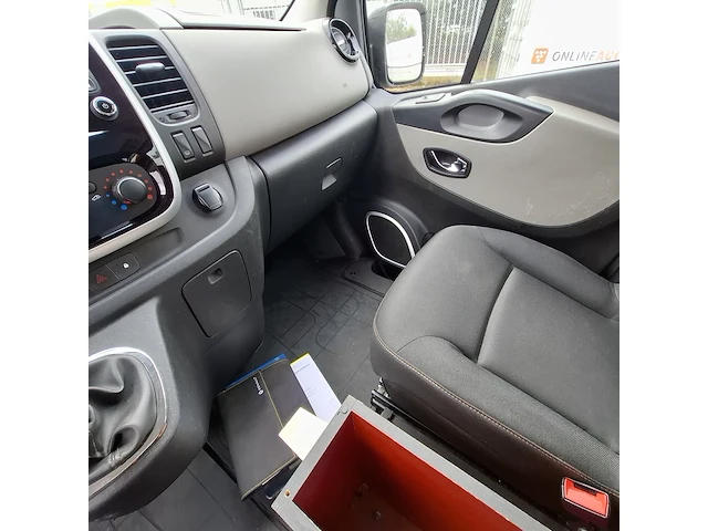Personenbus, renault, trafic, 2019 - afbeelding 10 van  39