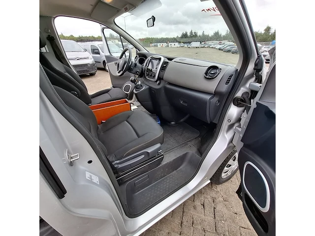 Personenbus, renault, trafic, 2019 - afbeelding 18 van  39