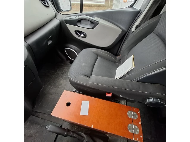 Personenbus renault, trafic, bouwjaar 2017 - afbeelding 10 van  46
