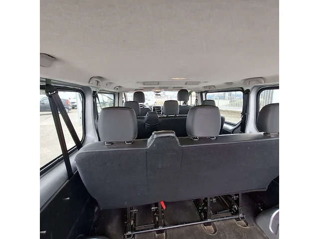 Personenbus, renault, trafic - afbeelding 15 van  47