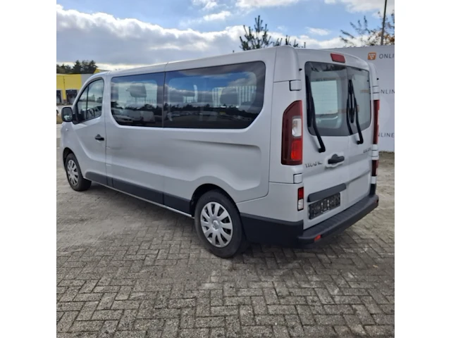 Personenbus, renault, trafic - afbeelding 46 van  47