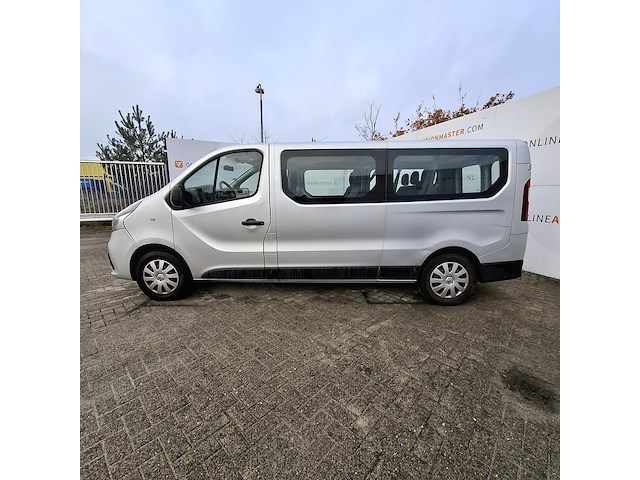 Personenbus, renault, trafic - afbeelding 2 van  24