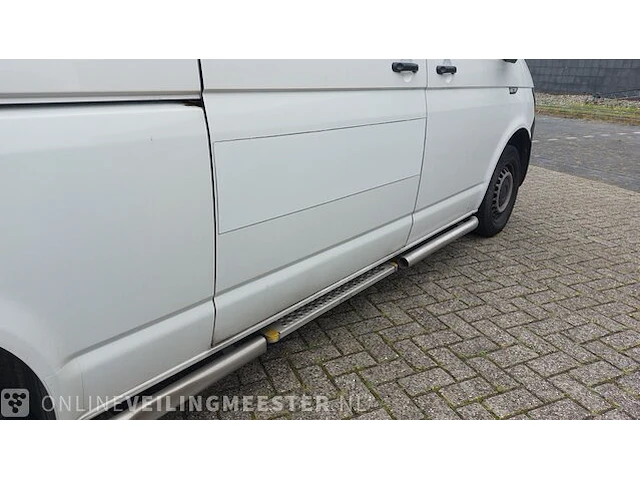 Personenbus volkswagen, tranporter kombi 7- persoons, wit - afbeelding 7 van  41