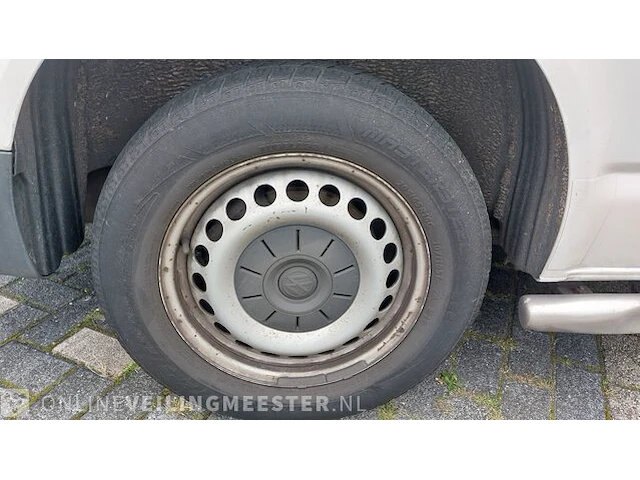 Personenbus volkswagen, tranporter kombi 7- persoons, wit - afbeelding 8 van  41