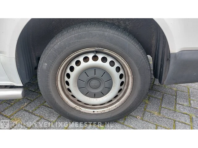 Personenbus volkswagen, tranporter kombi 7- persoons, wit - afbeelding 11 van  41