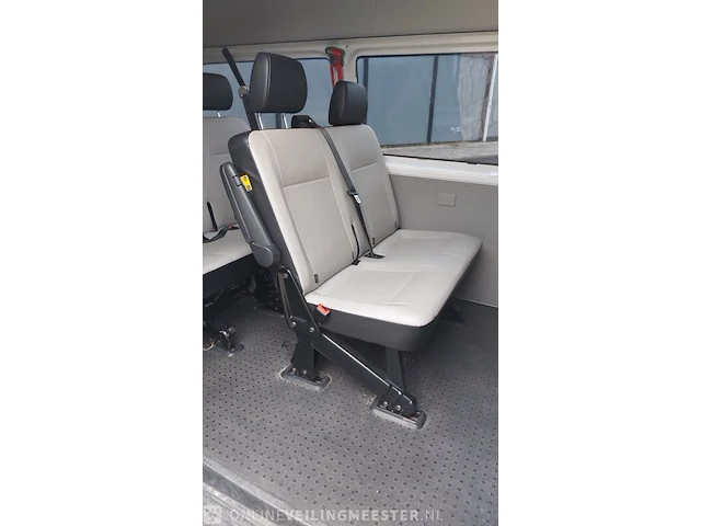 Personenbus volkswagen, tranporter kombi 7- persoons, wit - afbeelding 19 van  41
