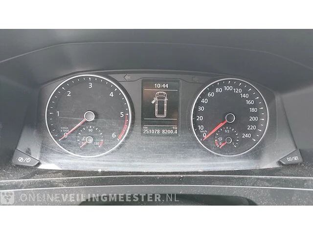 Personenbus volkswagen, tranporter kombi 7- persoons, wit - afbeelding 30 van  41