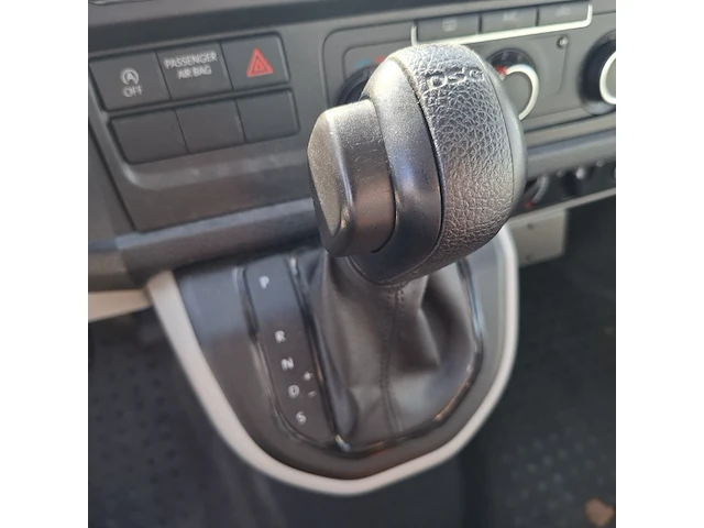 Personenbus, volkswagen, transporter, 2016 - afbeelding 8 van  35
