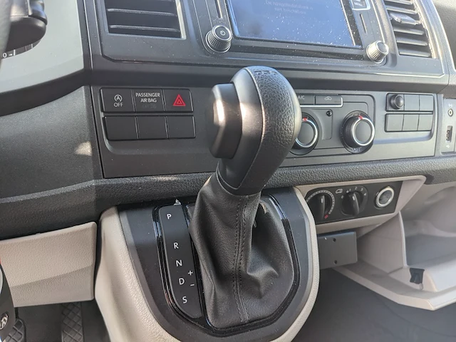 Personenbus, volkswagen, transporter, 2017 - afbeelding 9 van  47