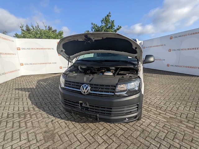 Personenbus, volkswagen, transporter, 2017 - afbeelding 25 van  47
