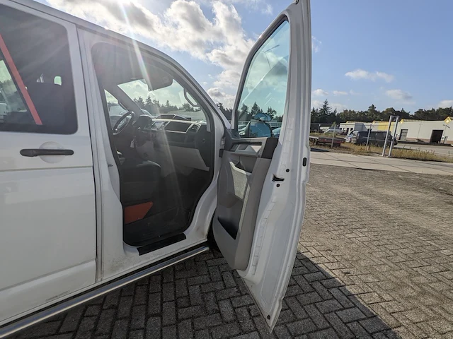 Personenbus, volkswagen, transporter, 2017 - afbeelding 28 van  49