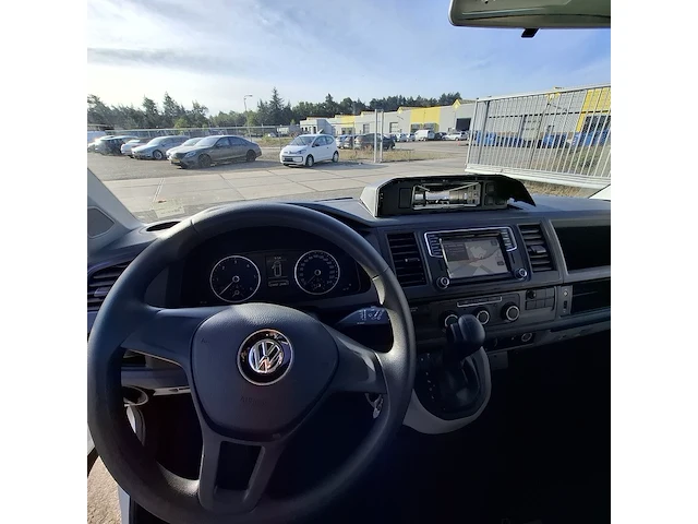 Personenbus, volkswagen, transporter, 2017 - afbeelding 3 van  57