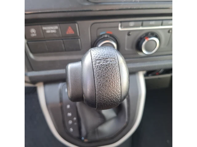 Personenbus, volkswagen, transporter, 2017 - afbeelding 8 van  57