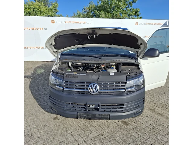 Personenbus, volkswagen, transporter, 2017 - afbeelding 31 van  57