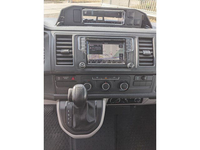 Personenbus, volkswagen, transporter, 2019 - afbeelding 10 van  47