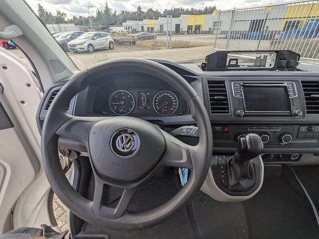 Personenbus, volkswagen, transporter, 2019 - afbeelding 5 van  45