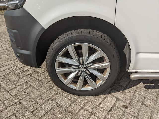 Personenbus, volkswagen, transporter, 2019 - afbeelding 31 van  45