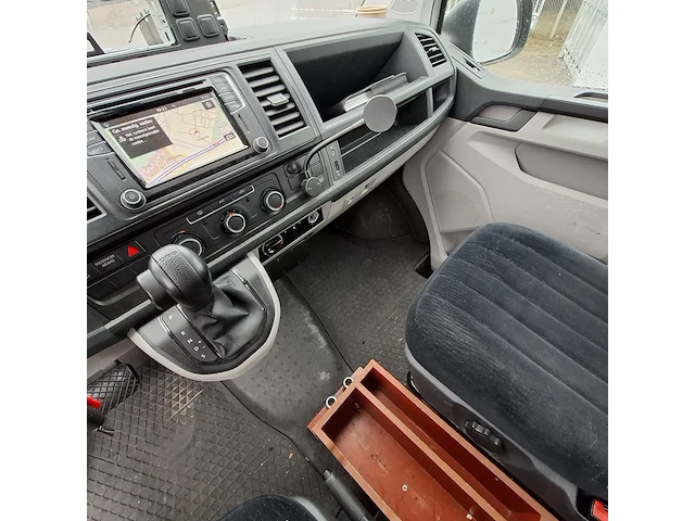 Personenbus volkswagen, transporter, bouwjaar 2017 - afbeelding 10 van  49