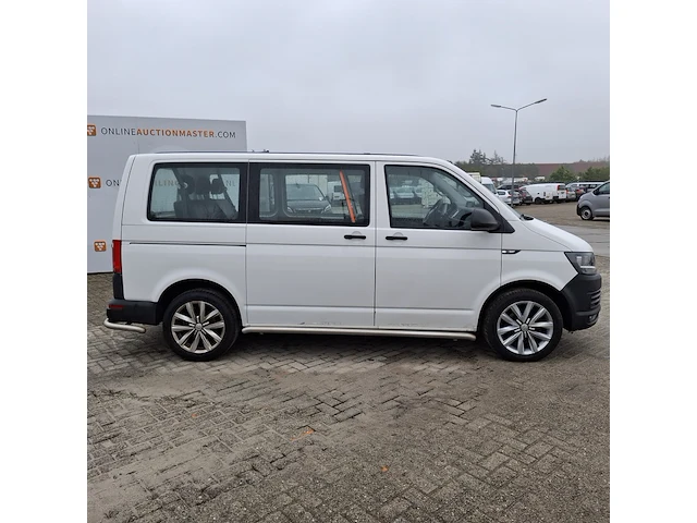 Personenbus volkswagen, transporter, bouwjaar 2017 - afbeelding 34 van  49