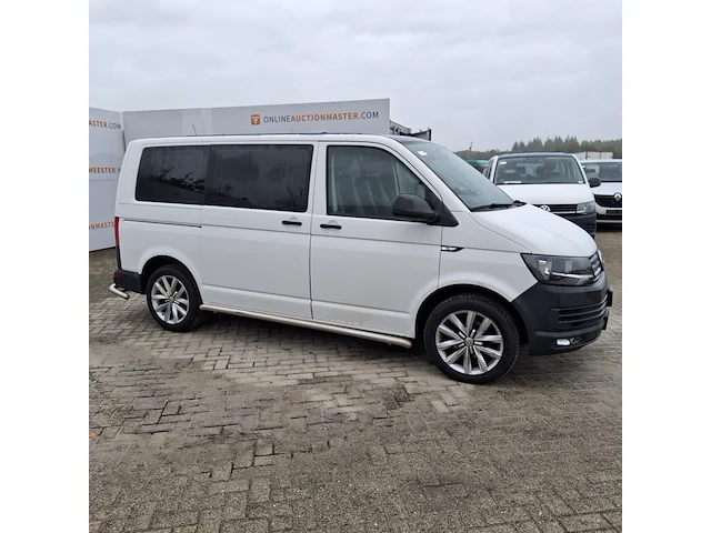 Personenbus volkswagen, transporter, bouwjaar 2017 - afbeelding 23 van  50