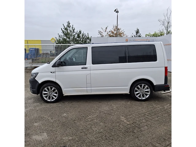 Personenbus volkswagen, transporter, bouwjaar 2017 - afbeelding 50 van  50