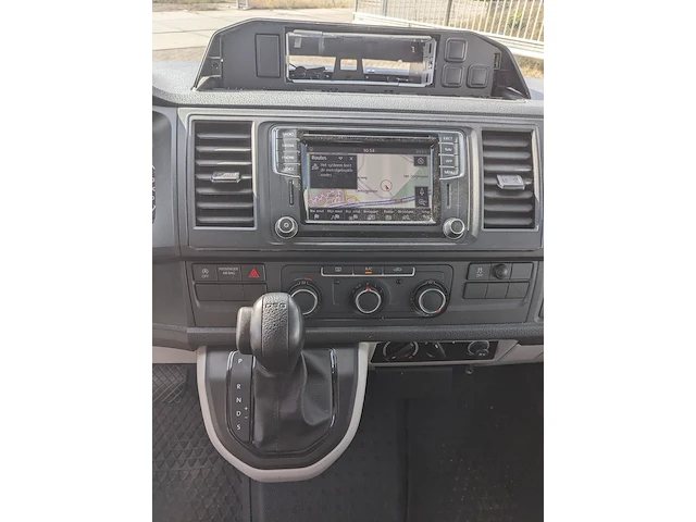 Personenbus volkswagen, transporter, bouwjaar 2017 - afbeelding 10 van  47