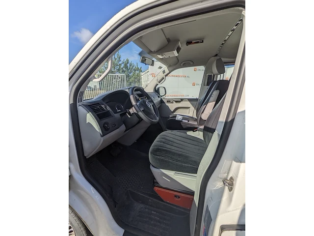 Personenbus, volkswagen, transporter - afbeelding 3 van  40