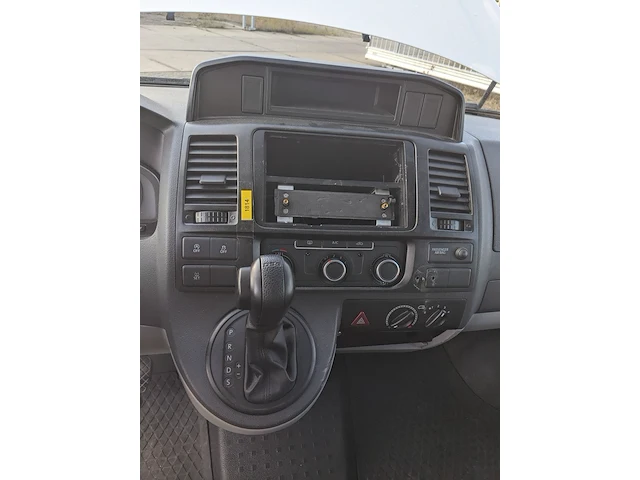 Personenbus, volkswagen, transporter - afbeelding 5 van  40